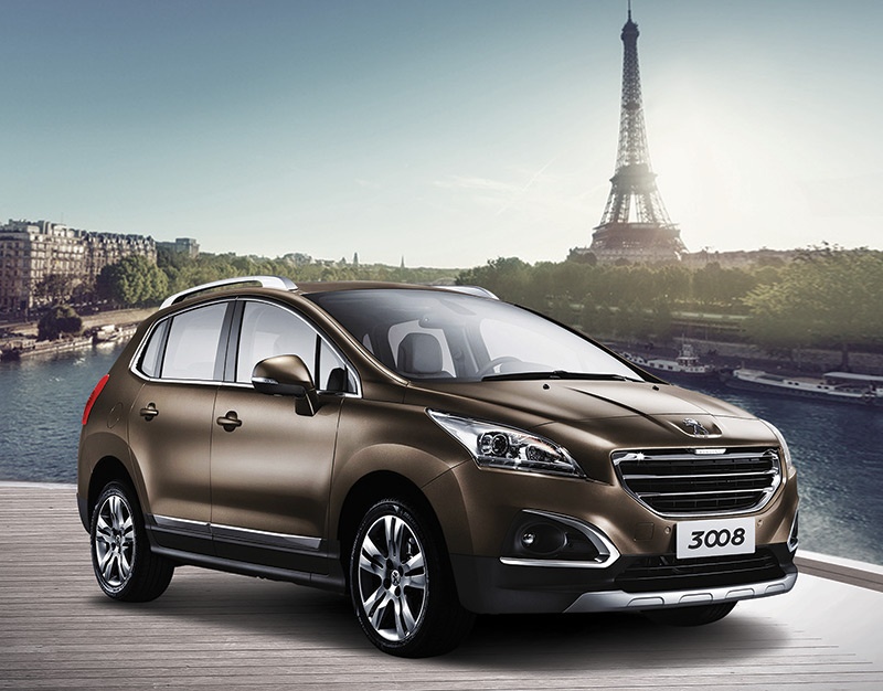 Ngược chiều giảm giá, Peugeot 3008 lại tăng từ 1,17 tỷ đồng lên 1,19 tỷ đồng.