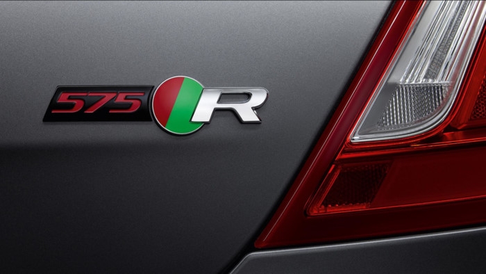 sieu sedan jaguar xjr575 doi thu canh tranh cua amg s63