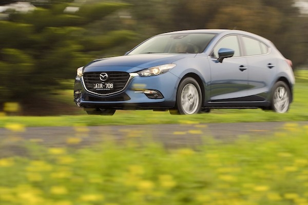 Đánh giá xe Mazda 3 2018  Bổ sung nhiều trang bị an toàn