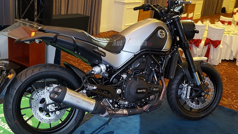 benelli leoncino 500 gia 148 trieu dong tai viet nam