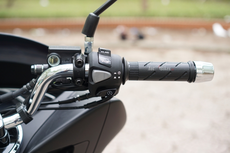 So sánh Honda PCX 2018 và PCX 2017 so sanh honda pcx 2018 va pcx 2017