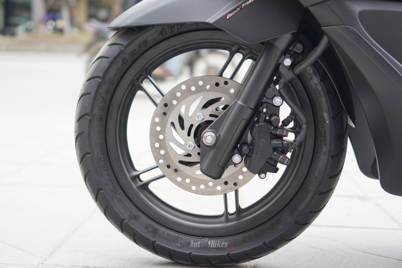 So sánh Honda PCX 2018 và PCX 2017 so sanh honda pcx 2018 va pcx 2017