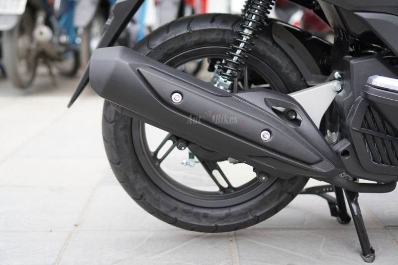 So sánh Honda PCX 2018 và PCX 2017 so sanh honda pcx 2018 va pcx 2017