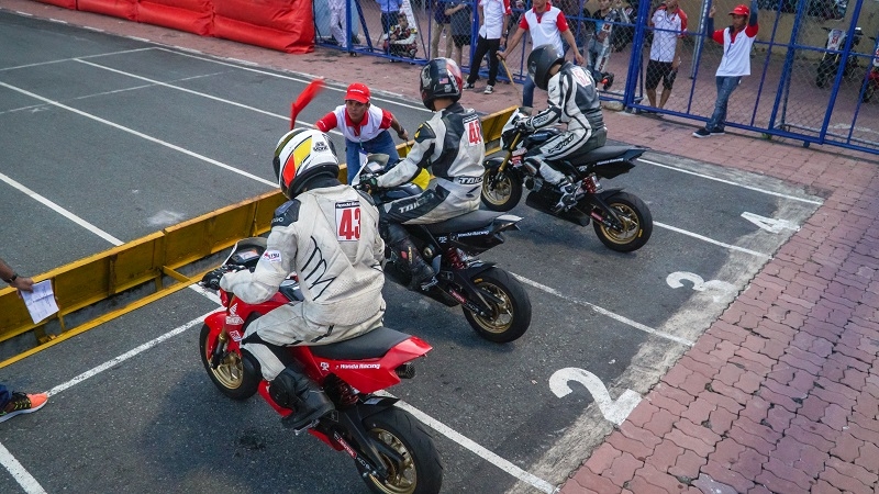 nam 2017 honda viet nam se to chuc 7 chang dua xe may