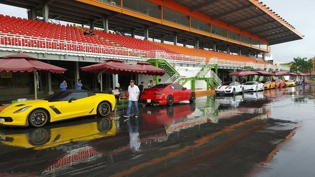 cuong do la cung cac thieu gia sai gon do sieu xe