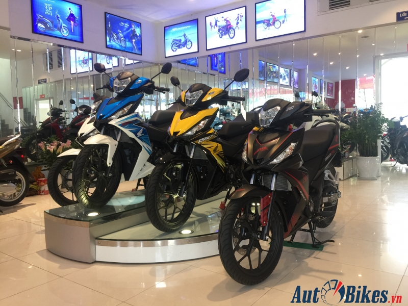 mua honda winner duoc tang the dien thoai 600 nghin dong