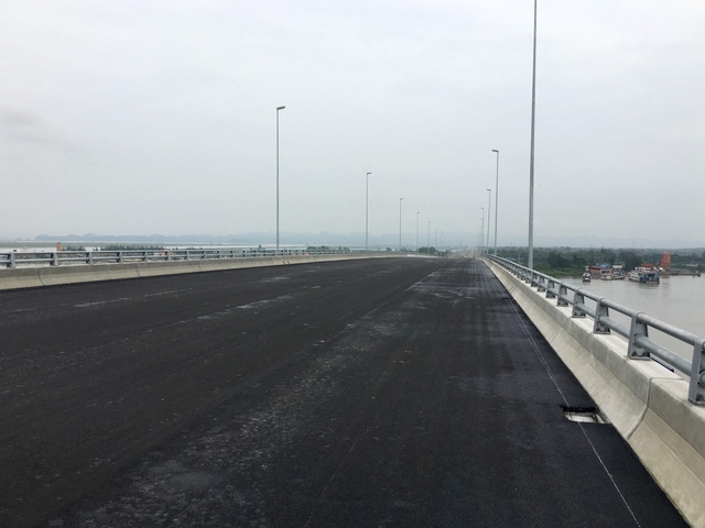 cau vuot bien dai nhat viet nam sap hoat dong