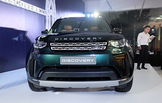 land rover discovery co gia gan 4 ty dong tai viet nam