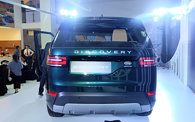 land rover discovery co gia gan 4 ty dong tai viet nam