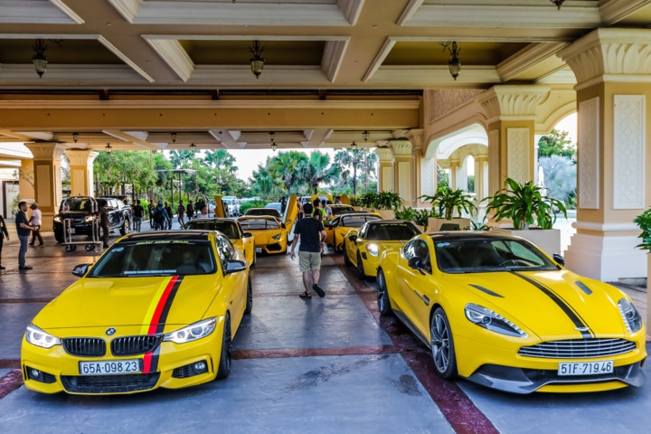 can canh doan sieu xe di chuyen tu da nang vao sai gon