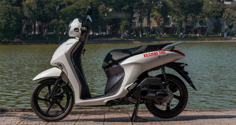 gia xe may yamaha tiep tuc giam nhe