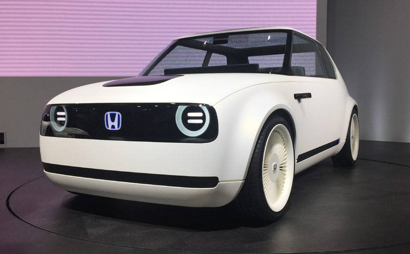 he lo nhung chiec o to doc duoc cam xuc nguoi lai