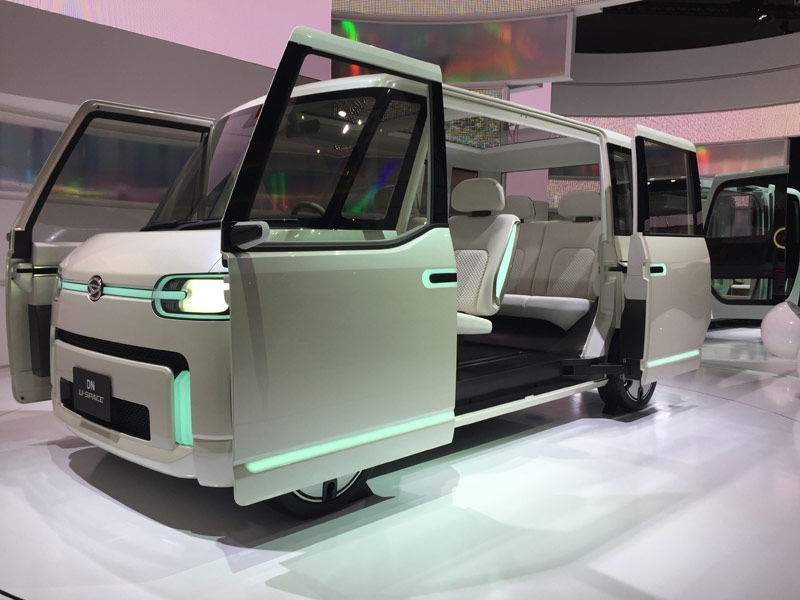 he lo nhung chiec o to doc duoc cam xuc nguoi lai