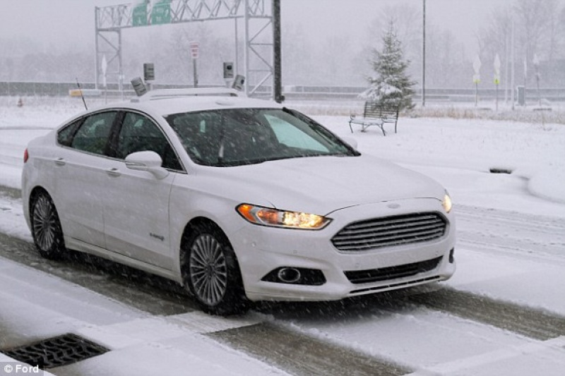 Ford sẽ ra xe tự lái hoàn toàn vào năm 2021 ford se ra xe tu lai hoan toan vao nam 2021