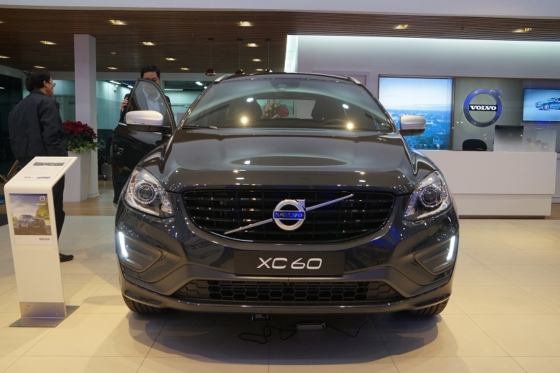 xe sang volvo gia tu gan 2 ty dong tai ha noi