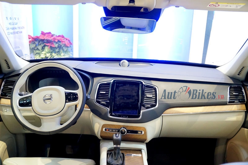 chi tiet volvo xc90 2016 gia gan 4 ty dong tai ha noi