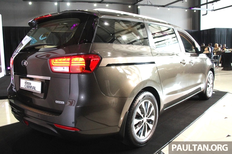 Kia Sedona 2017 giá từ 790 triệu tại Malaysia kia sedona 2017 gia tu 790 trieu tai malaysia