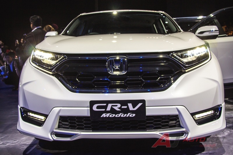 honda cr v 2017 gia tu 919 trieu tai thai lan