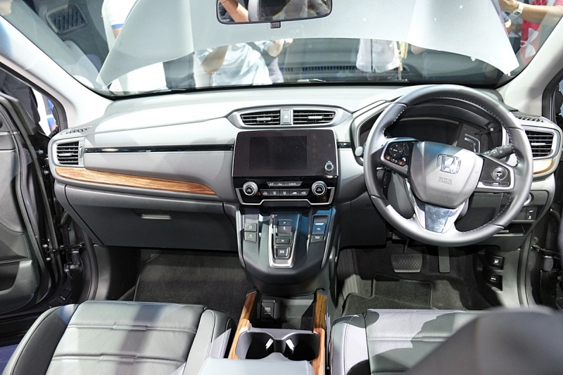 honda cr v 2017 gia tu 919 trieu tai thai lan