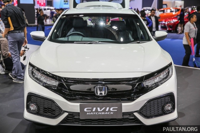 honda civic hatchback 2017 gia 772 trieu tai thai lan