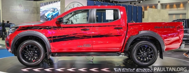 nissan navara ban dac biet gia tu 520 trieu tai thai lan