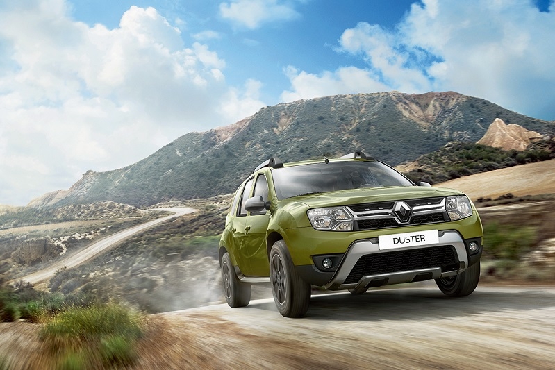 mua xe renault nhan chuyen du lich toi phap