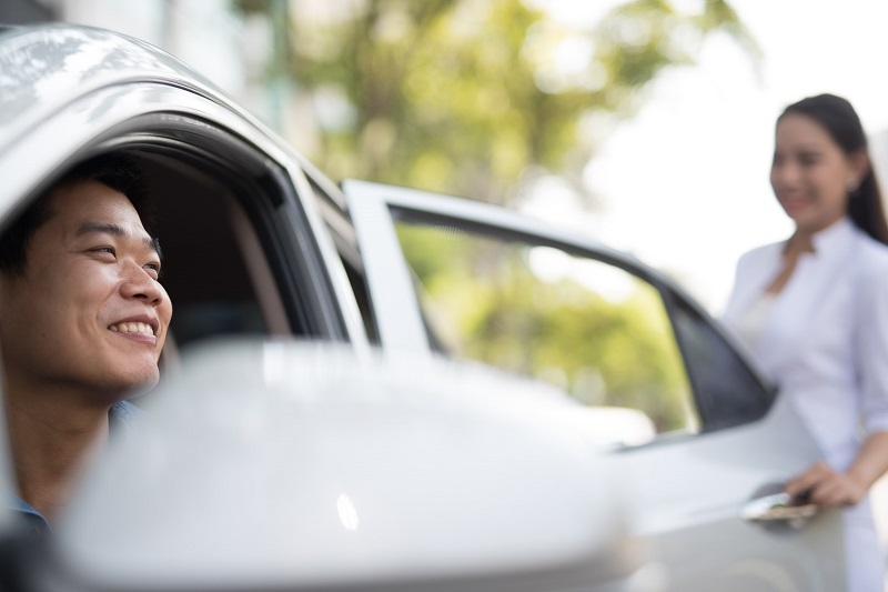 uber grab lach luat hay taxi truyen thong tut hau