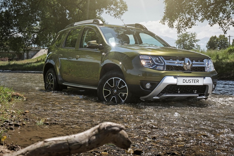 renault tiep tuc giam gia duster 50 trieu