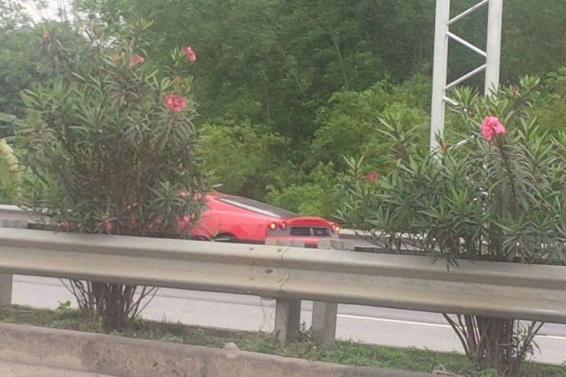 sieu xe ferrari f430 scuderia xuat hien tai tuyen quang