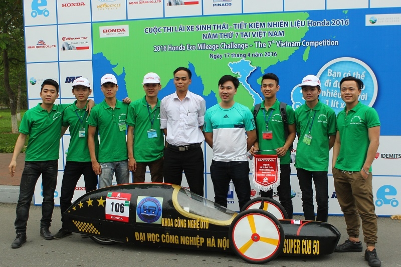 ky luc hon 4000 kmlit xang sap bi pha