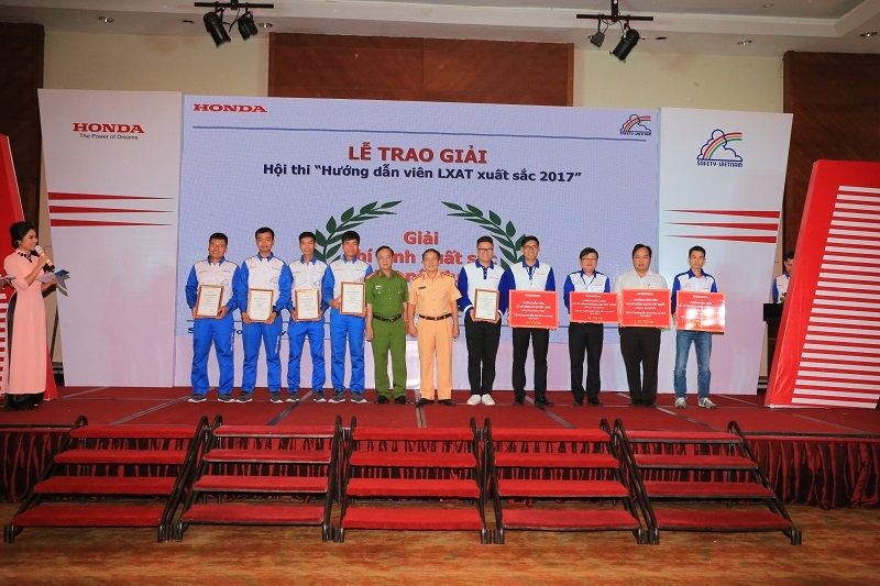 tro tai lai xe an toan nhan honda winner 150