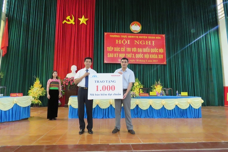 honda trao 2000 mu bao hiem cho nguoi dan thanh hoa
