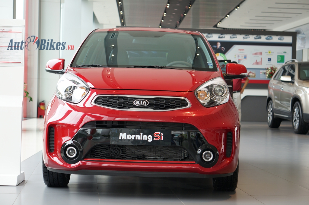 So sánh Hyundai Grand i10 CKD với Kia Morning so sanh hyundai grand i10 ckd voi kia morning