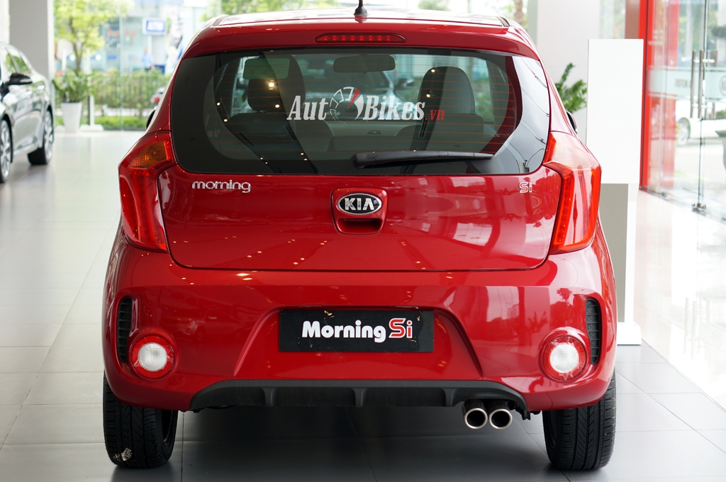 So sánh Hyundai Grand i10 CKD với Kia Morning so sanh hyundai grand i10 ckd voi kia morning