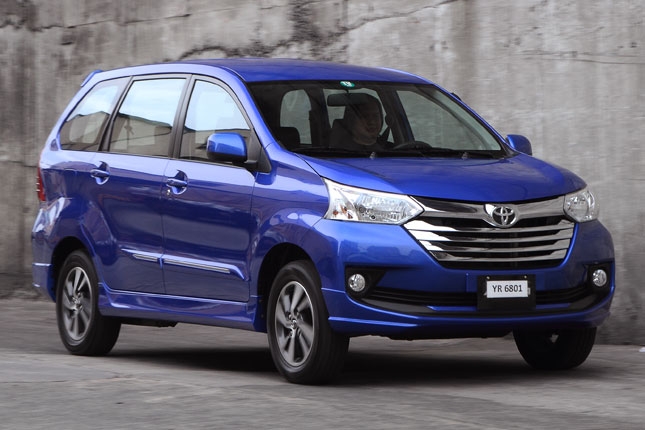 he lo 3 xe toyota moi sap trinh lang tai viet nam