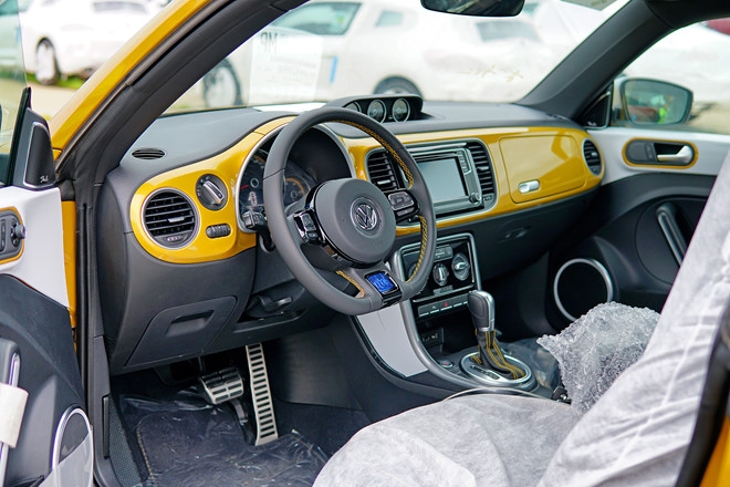 volkswagen beetle dune bat ngo cap ben viet nam