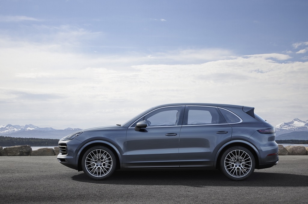 porsche cayenne 2018 trinh lang tai duc