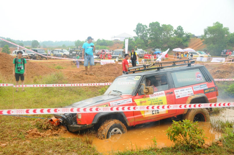 Những pha 'ngã ngựa' tại VOC 2016 nhung pha nga ngua tai voc 2016