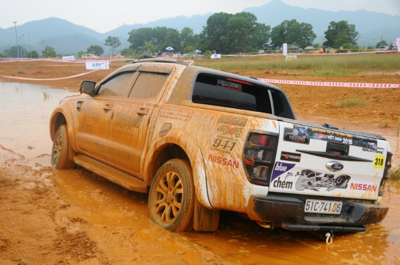 Những pha 'ngã ngựa' tại VOC 2016 nhung pha nga ngua tai voc 2016