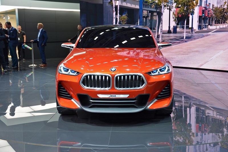 bmw x2 concept doc dao la mat