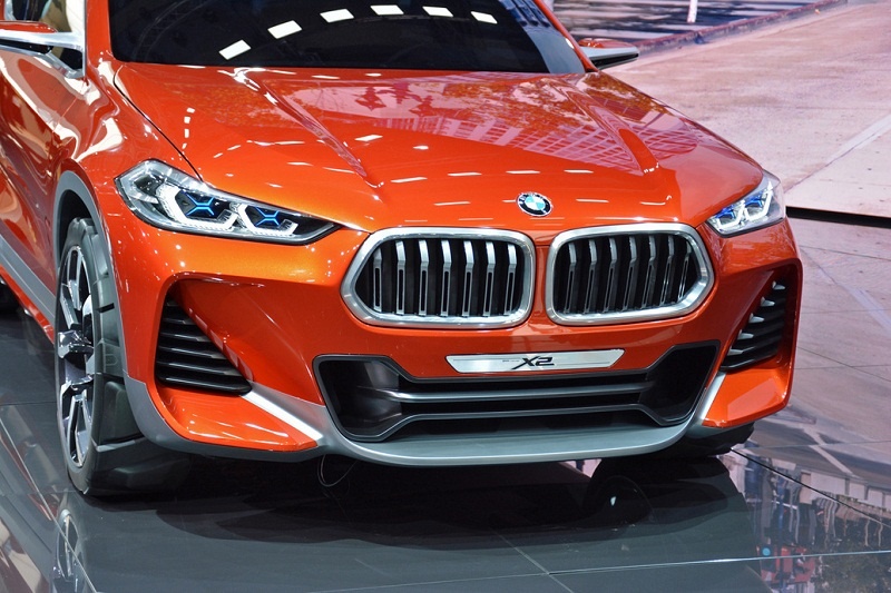 bmw x2 concept doc dao la mat
