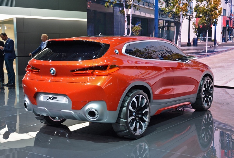 bmw x2 concept doc dao la mat