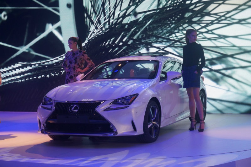 he lo loat xe moi truoc trien lam o to vms 2016