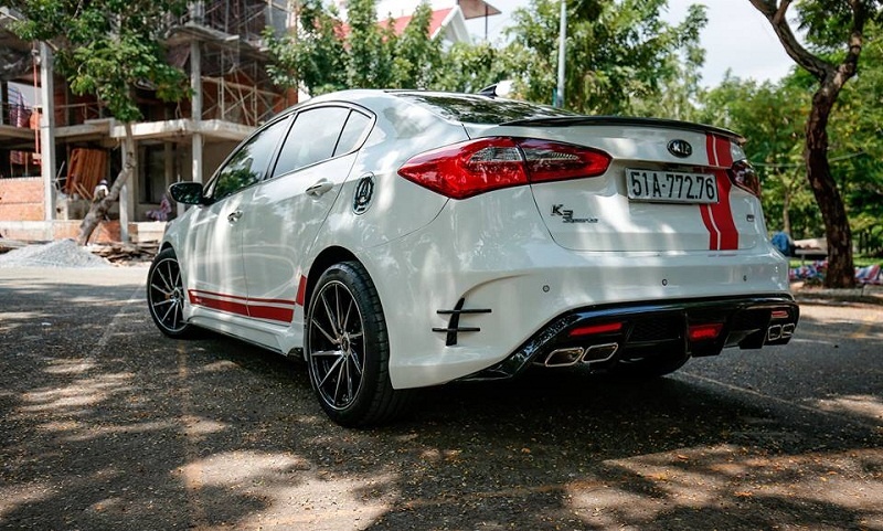 kia k3 lot xac voi goi do 90 trieu dong tai sai gon