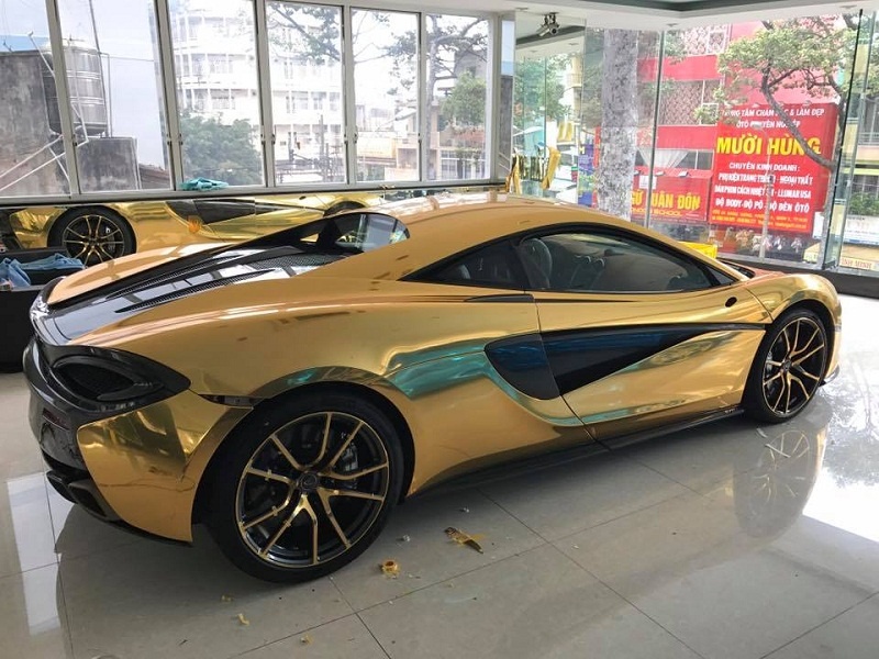 sieu xe mclaren 570s ma vang cuc chat tai tp ho chi minh