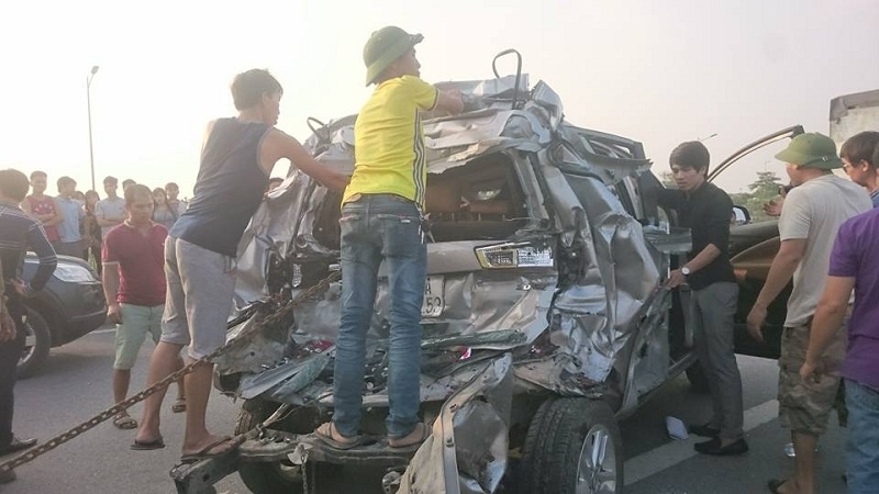 tai nan nghiem trong tren cao toc ha noi thai nguyen