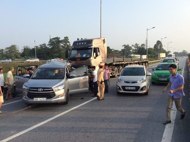 tai nan nghiem trong tren cao toc ha noi thai nguyen