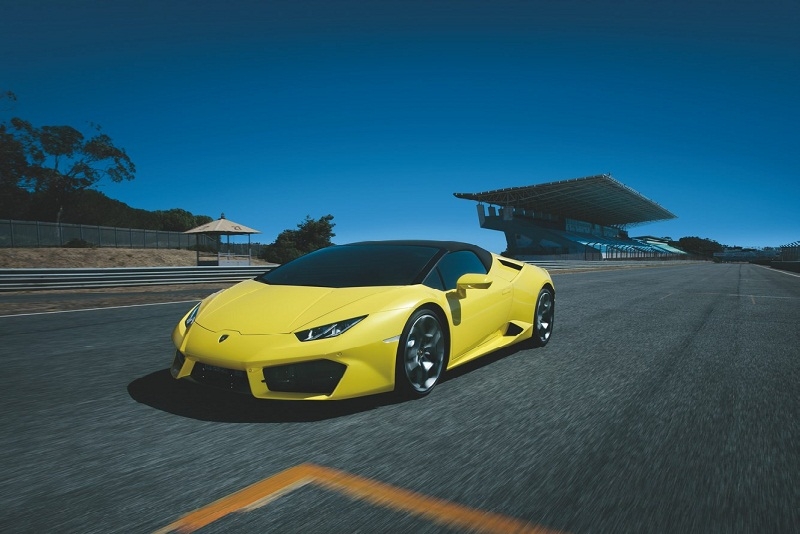 lamborghini boi thu nam 2016