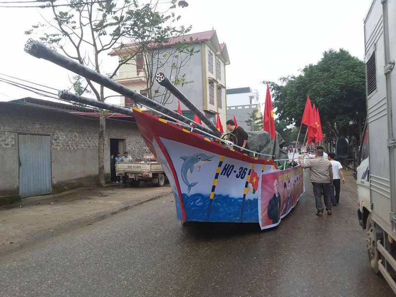 chum anh o to khap noi trang tri co vu u23 viet nam