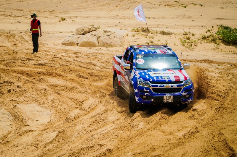 gm viet nam lap ky luc ban hon 10000 xe chevroletnam